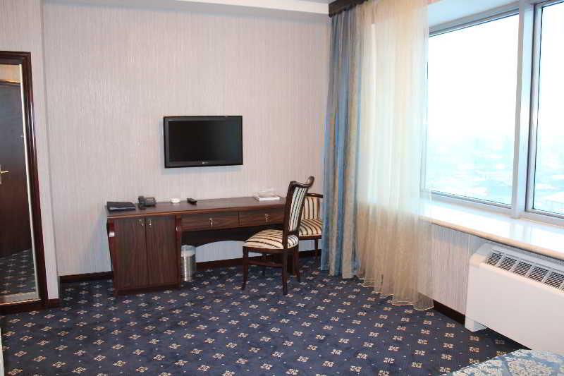 Royal Palace Hotel الماتي المظهر الخارجي الصورة