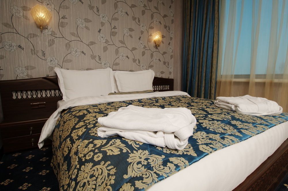Royal Palace Hotel الماتي المظهر الخارجي الصورة